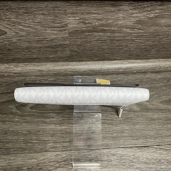 Michael Kors Trifold Wallet - Picture 10 of 15